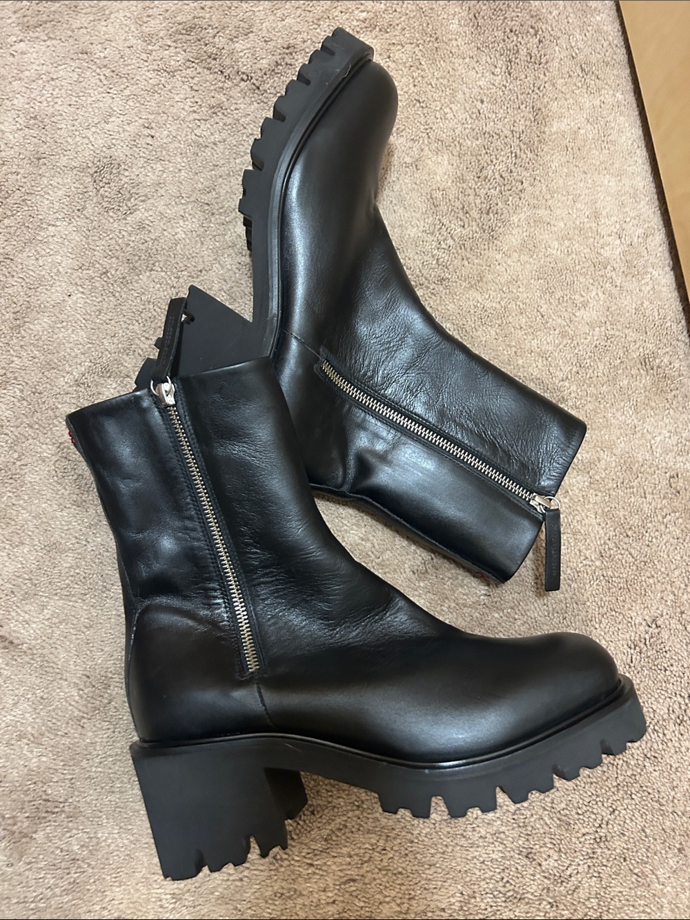 Halmanera boots